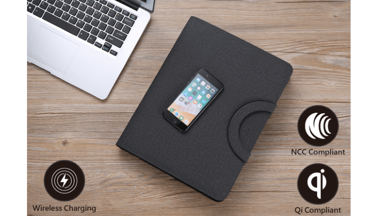 スマホのワイヤレス充電が可能なノートブック「imSTONE Wireless Charging Padfolio 2.0」 スマホのワイヤレス充電が可能なノートブック「imSTONE Wireless Charging Padfolio 2.0」