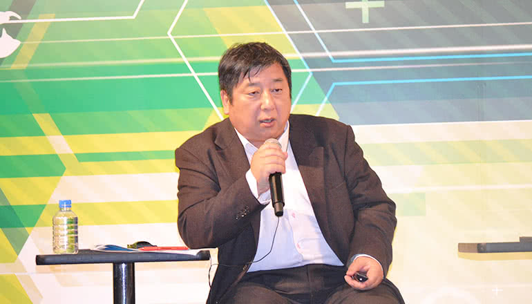 藍原雅一氏