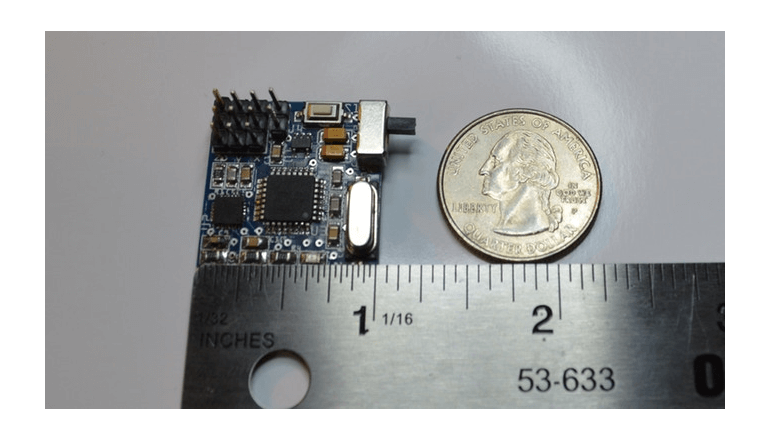 より小さく、使いやすいジャイロセンサーに進化。「Iota V2」