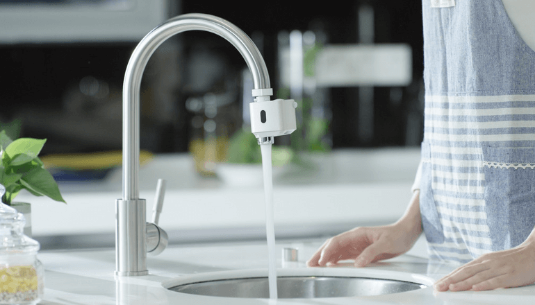 自宅キッチンや洗面台の蛇口を清潔に使おう。「Autowater Pro」