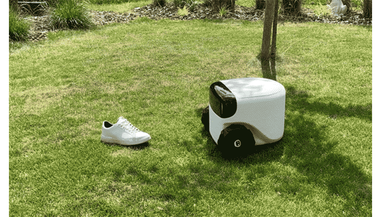 AIによる自律型芝刈り機「Toadi」