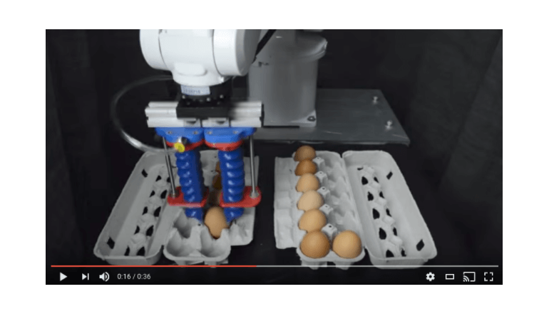 最新ロボットハンド５選 割れやすい卵や丸い棒もつかめる驚異の技術 Bp A ニュース Business Public Affairs Web Site